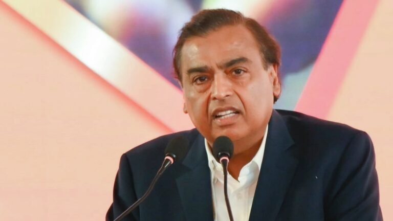 ‘अगले दशक में 100 अरब डॉलर का होगा भारत का मीडिया और मनोरंजन उद्योग’, WAVES 2025 में बोले मुकेश अंबानी