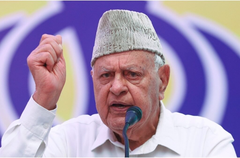 फारूक-अब्दुल्ला-पहले-बोले-‘पाकिस्तान-ने-चूड़ियां-नहीं-पहन-रखी’,-अब-लिया-यूटर्न;-जानें-क्या-कहा